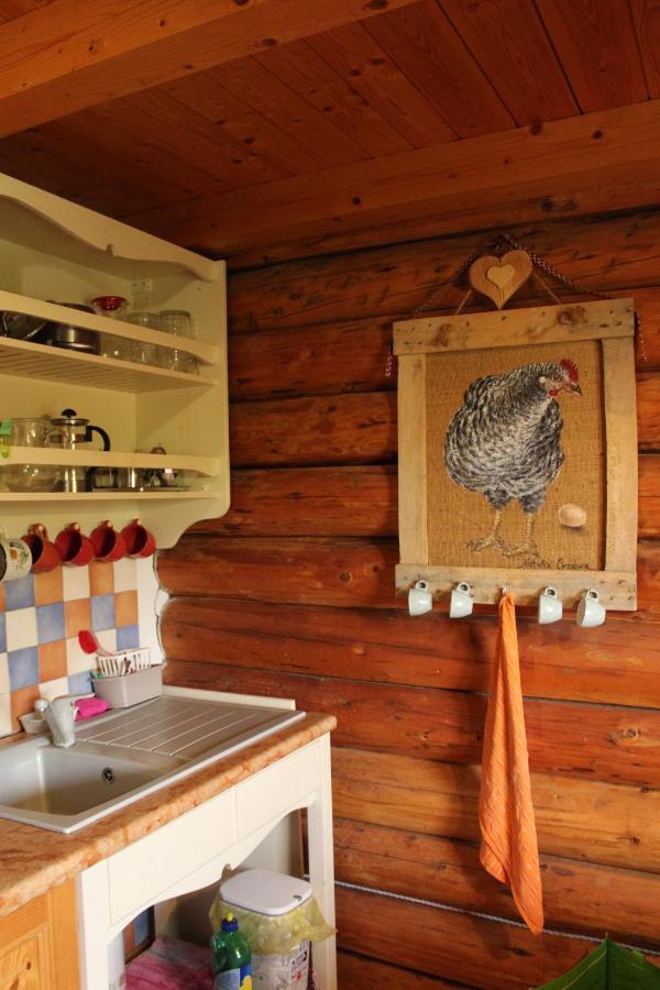 B&B Le Corone - Chalet Nel Bosco Cavalo Eksteriør billede