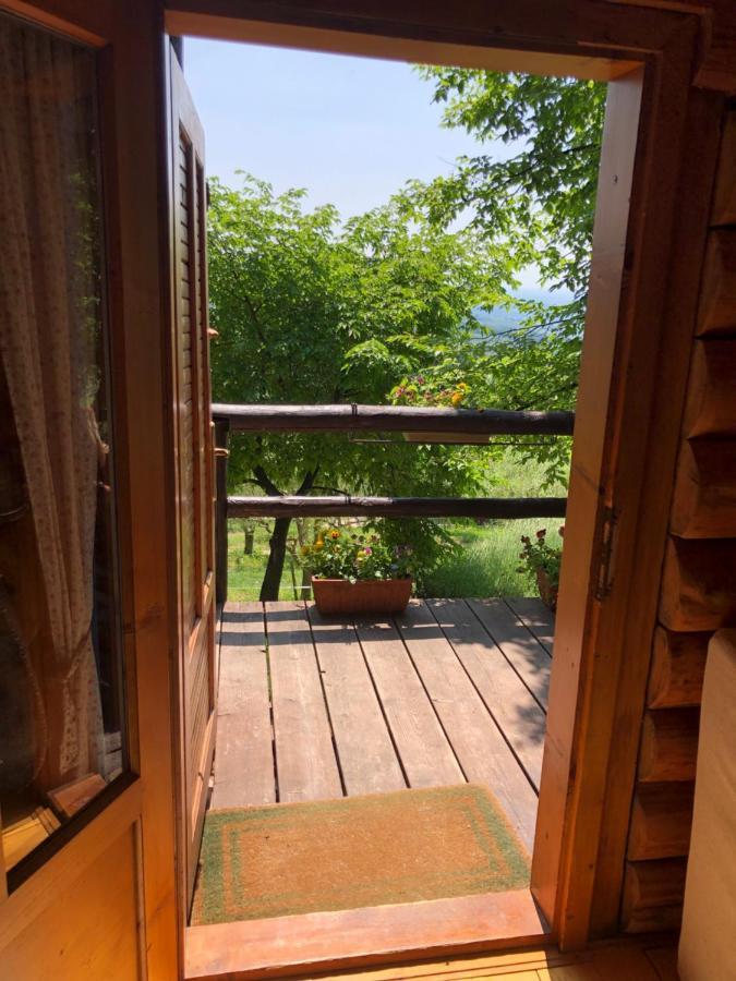B&B Le Corone - Chalet Nel Bosco Cavalo Eksteriør billede