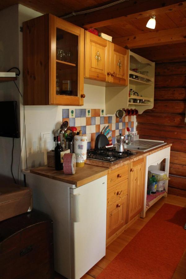 B&B Le Corone - Chalet Nel Bosco Cavalo Eksteriør billede